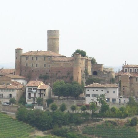 Arco Dei Nobili Bed & Breakfast Monforte D'Alba Exterior photo