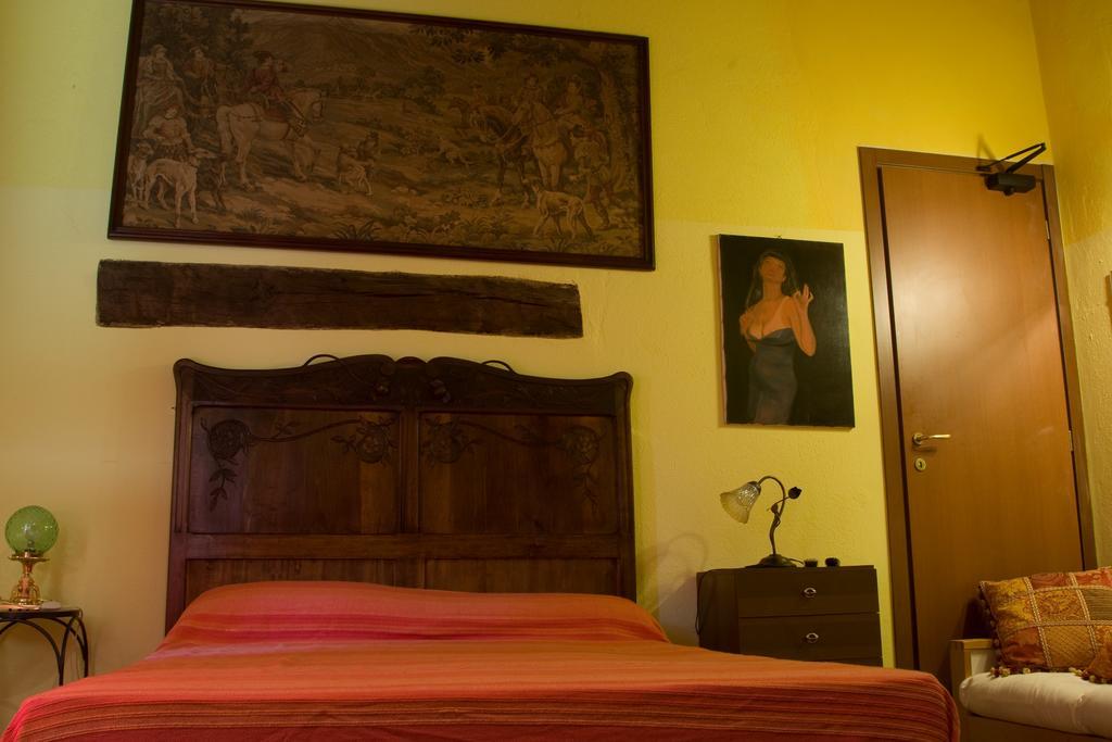 Arco Dei Nobili Bed & Breakfast Monforte D'Alba Exterior photo